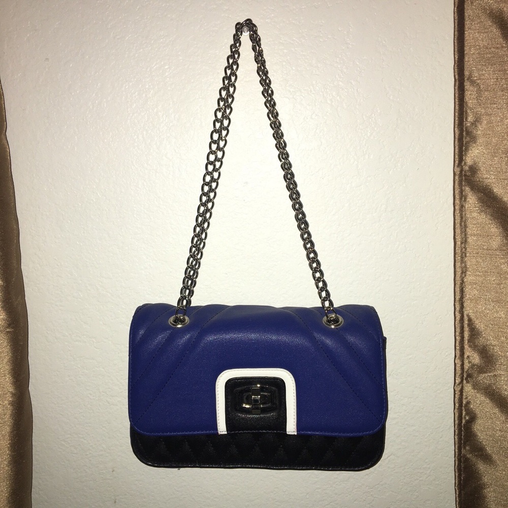 blue and black bag